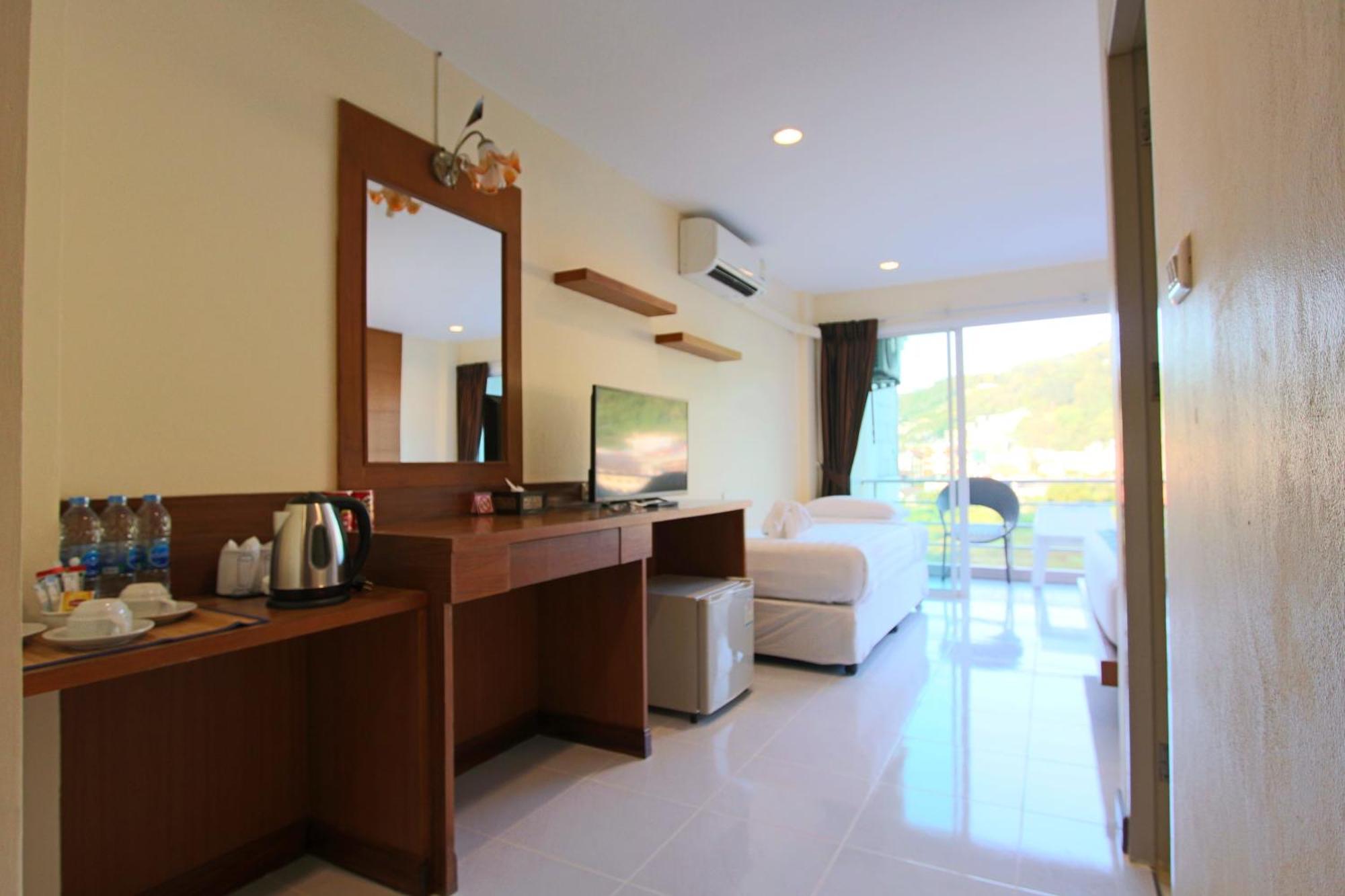 Good Nice Hotel Patong Eksteriør bilde